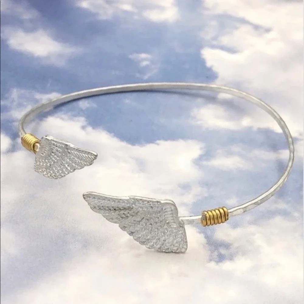 🌼 2-Tone Artesian Style Angel Wings Metal Cuff Bracelet
